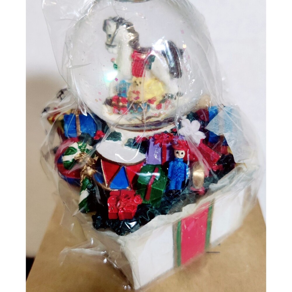 Vintage 1998 Christmas Mini Snow Globe Trinket Box "Horse And Presents” 3in NEW
